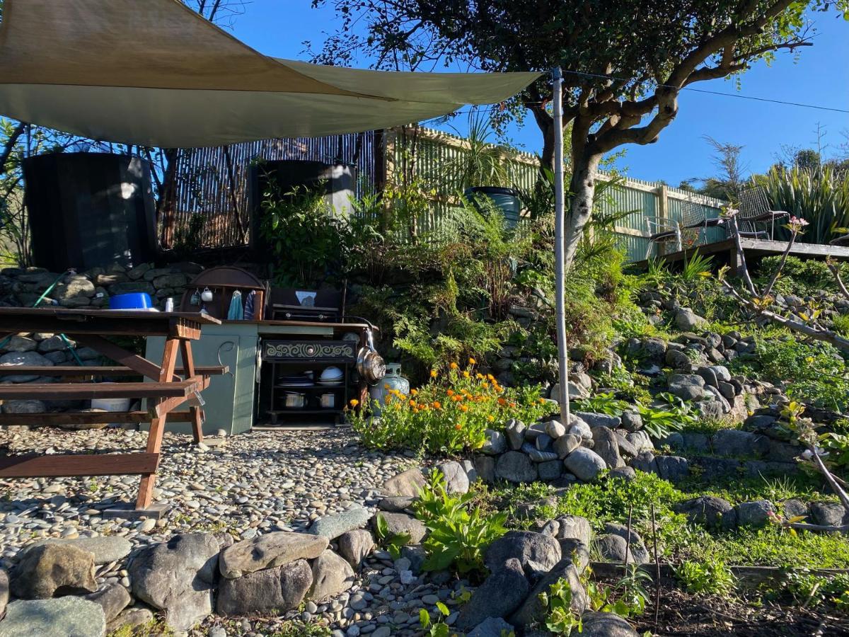 Hotel Omarama Oasis - Permaculture Glamping Pohara Exterior foto