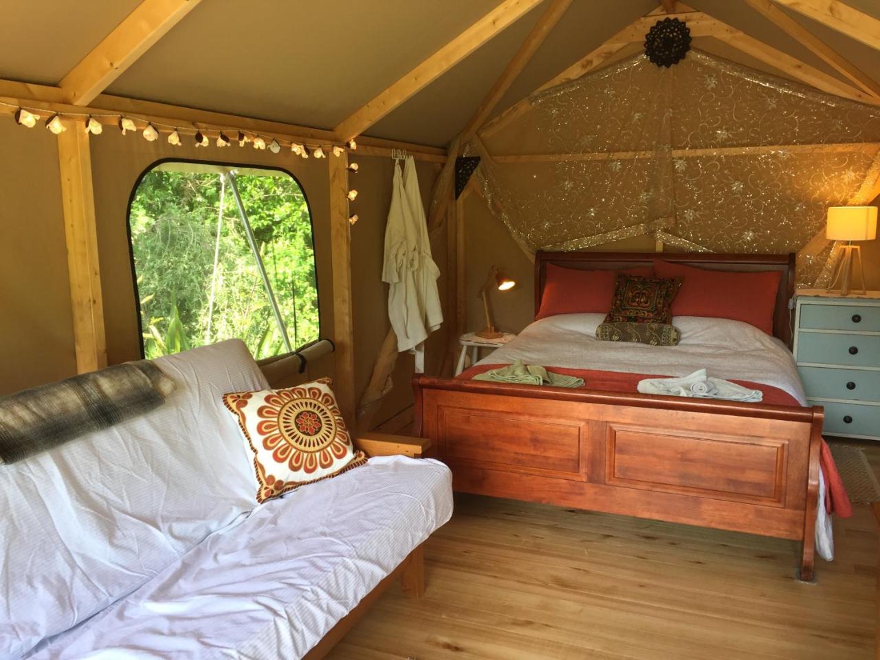 Hotel Omarama Oasis - Permaculture Glamping Pohara Exterior foto