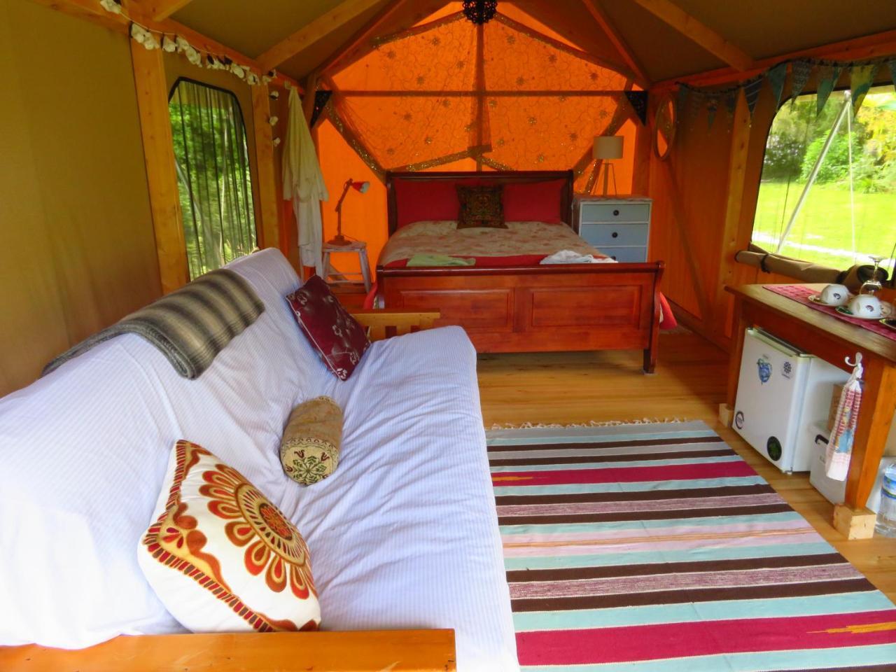 Hotel Omarama Oasis - Permaculture Glamping Pohara Exterior foto