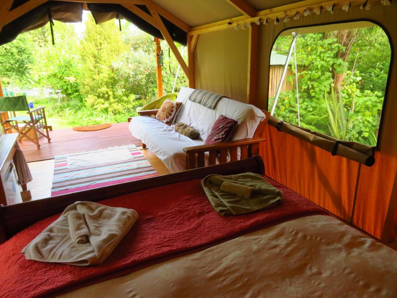 Hotel Omarama Oasis - Permaculture Glamping Pohara Exterior foto